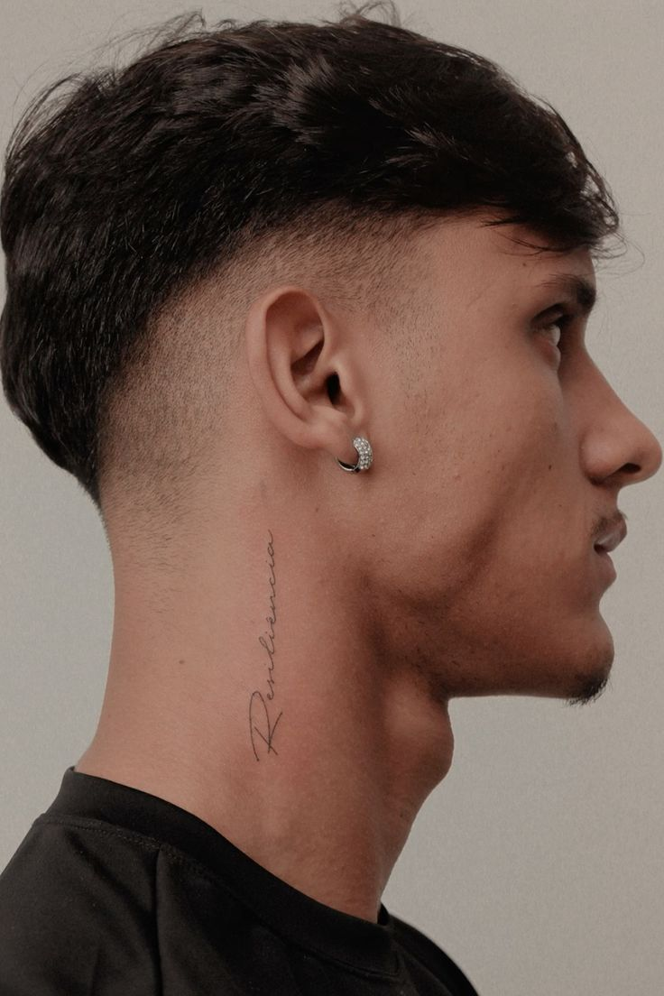 Tatuagem estilo Estilo Fineline